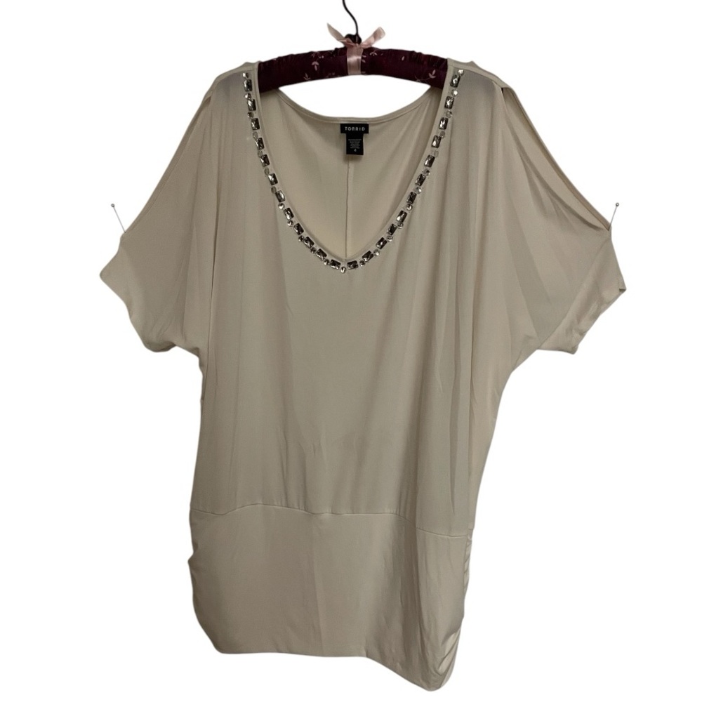 Torrid Cream Cold Shoulder Embellished Women's Top Plus Size 4